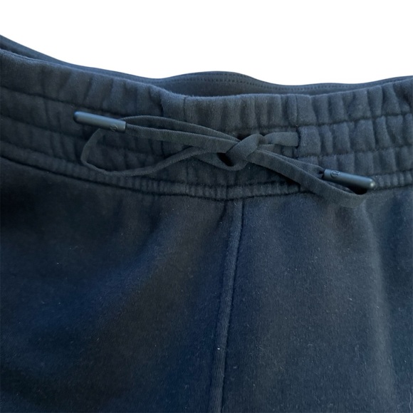 Lululemon Loungeful High-Rise Cropped Jogger Size 4 - Picture 7 of 10